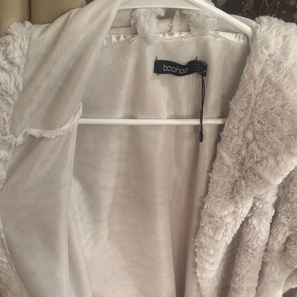 Boohoo White Textured Cardigan Sweater - Picture 3 of 3